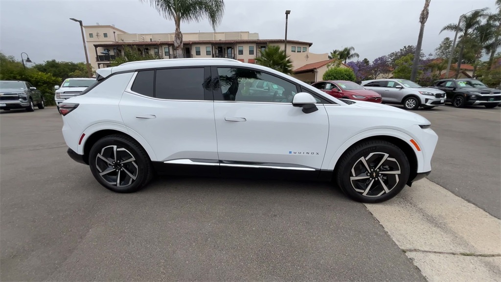 new 2025 Chevrolet Equinox EV car, priced at $40,103