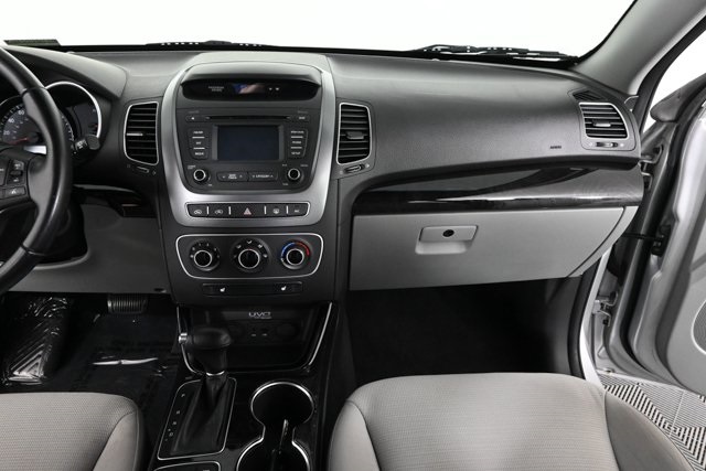 used 2015 Kia Sorento car, priced at $9,981