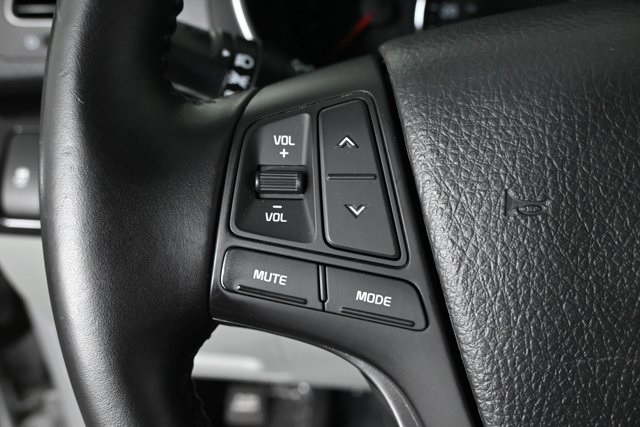 used 2015 Kia Sorento car, priced at $9,981