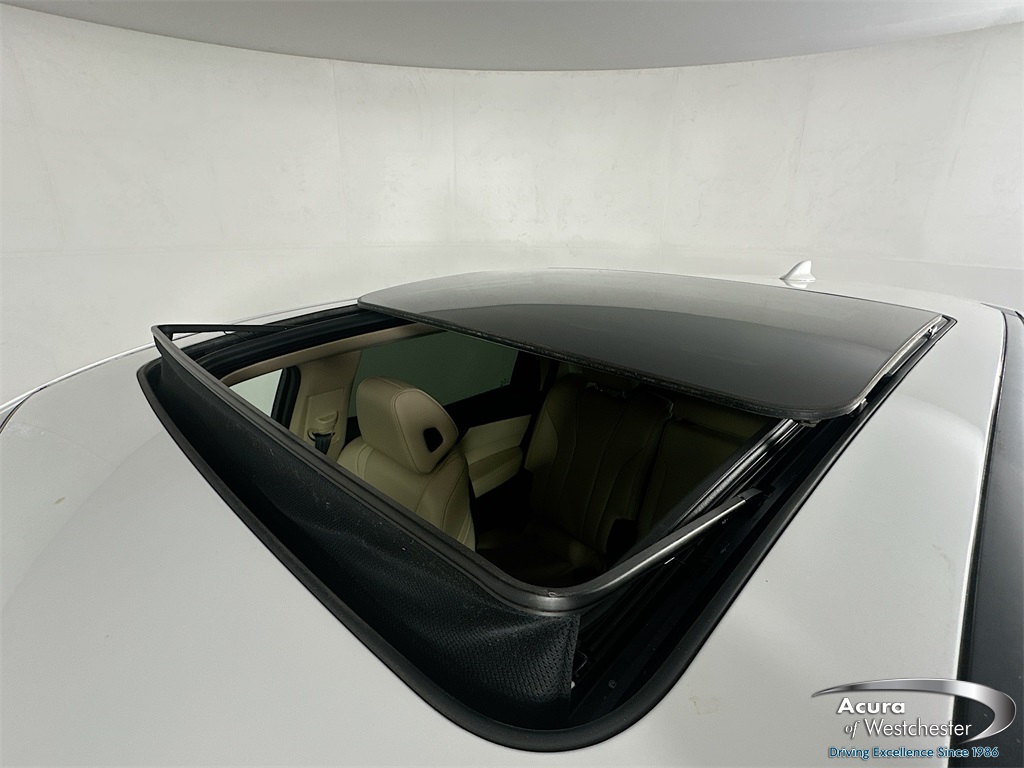 used 2022 Acura MDX car, priced at $38,999