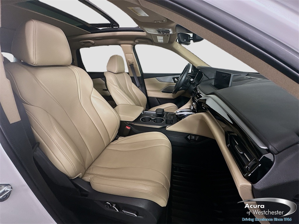 used 2022 Acura MDX car, priced at $38,999