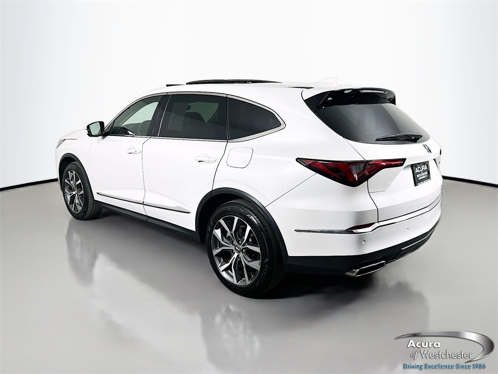 used 2022 Acura MDX car, priced at $38,999