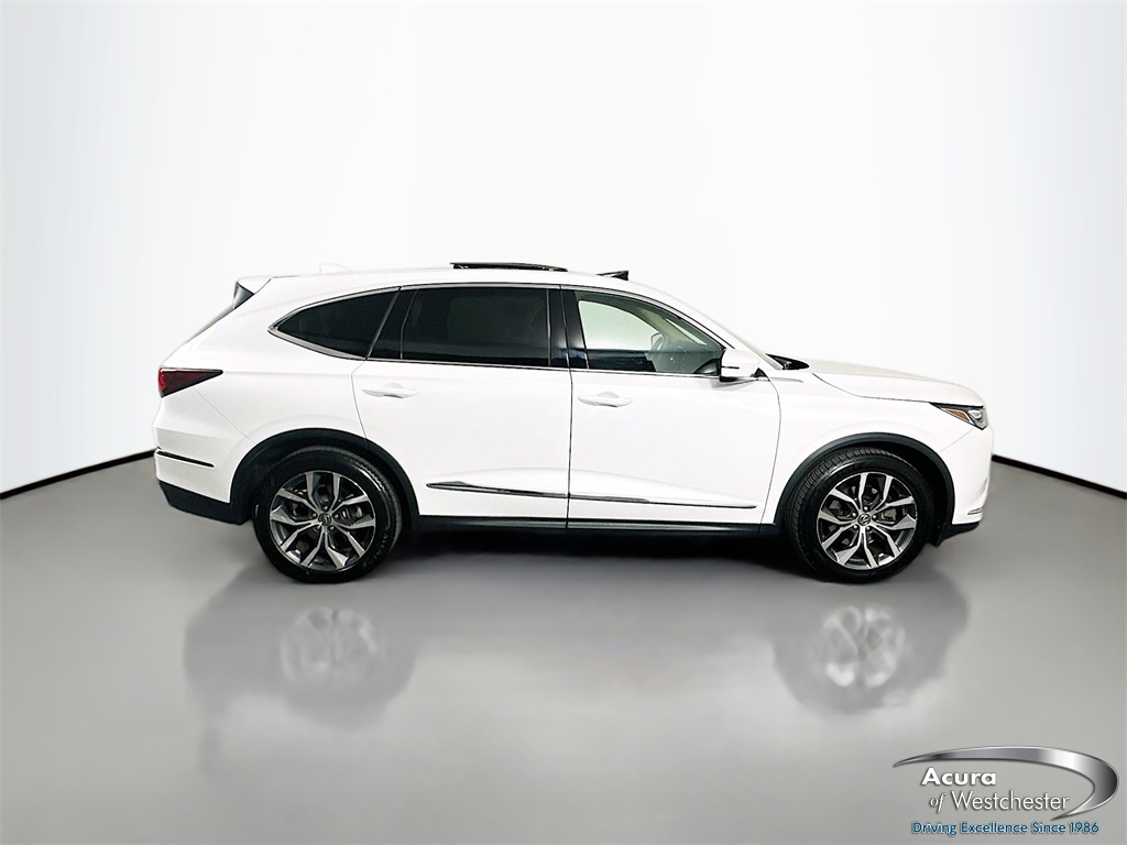 used 2022 Acura MDX car, priced at $38,999