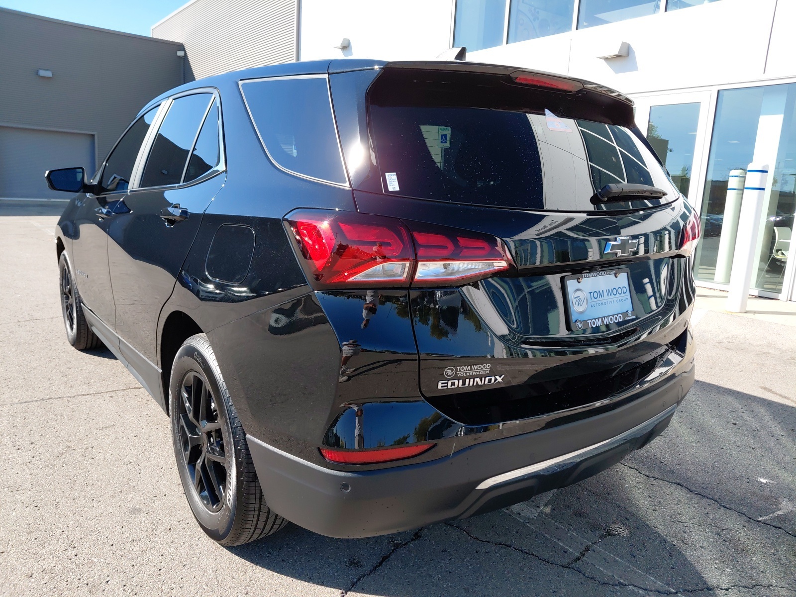 used 2023 Chevrolet Equinox car, priced at $20,700