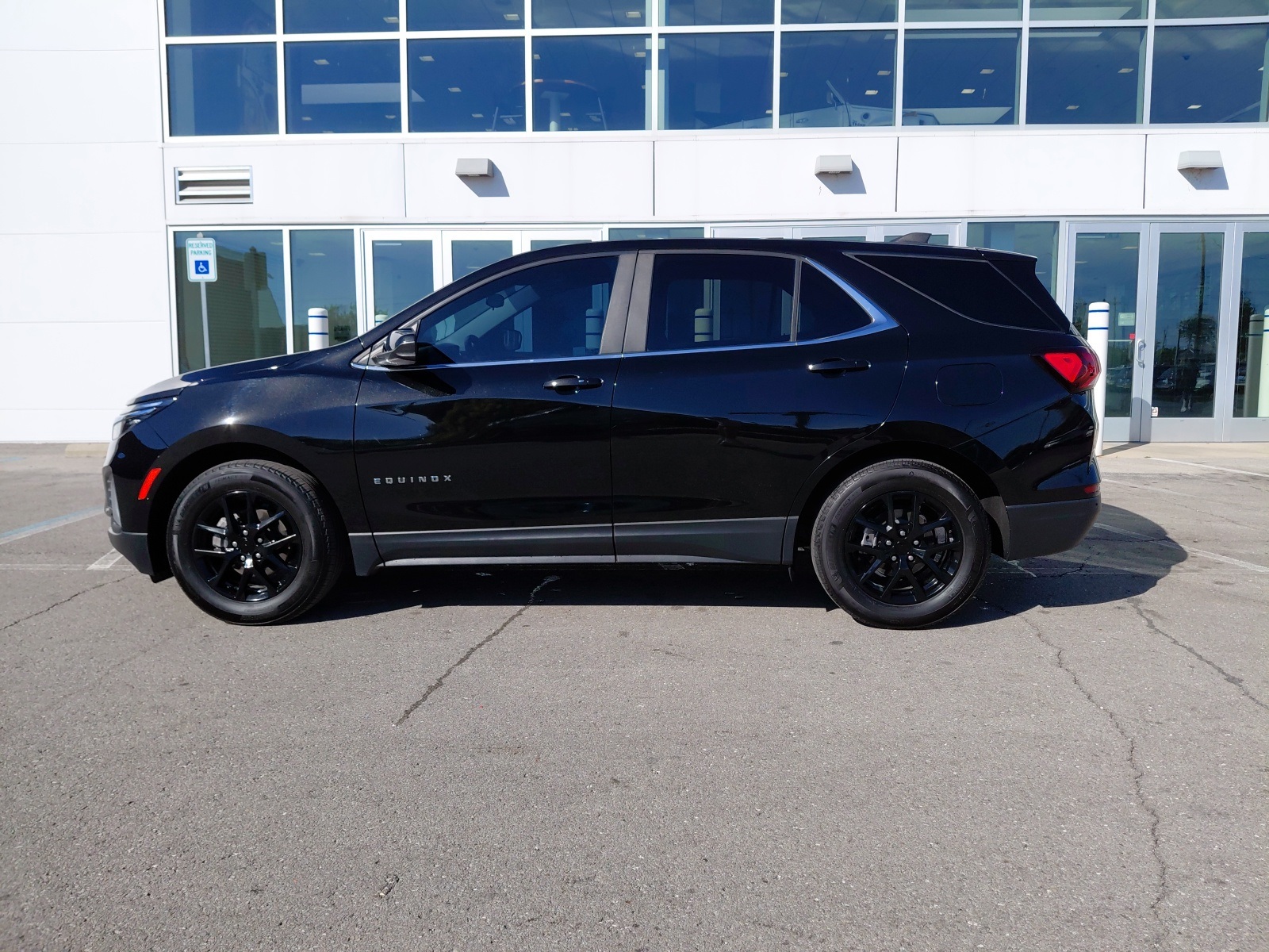 used 2023 Chevrolet Equinox car, priced at $20,700