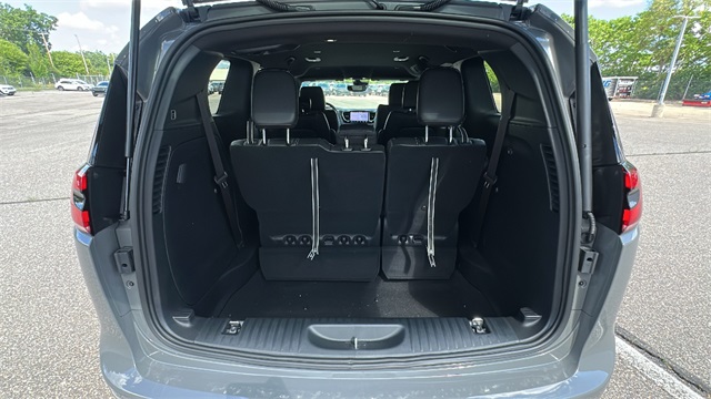 new 2025 Chrysler Pacifica car, priced at $43,581