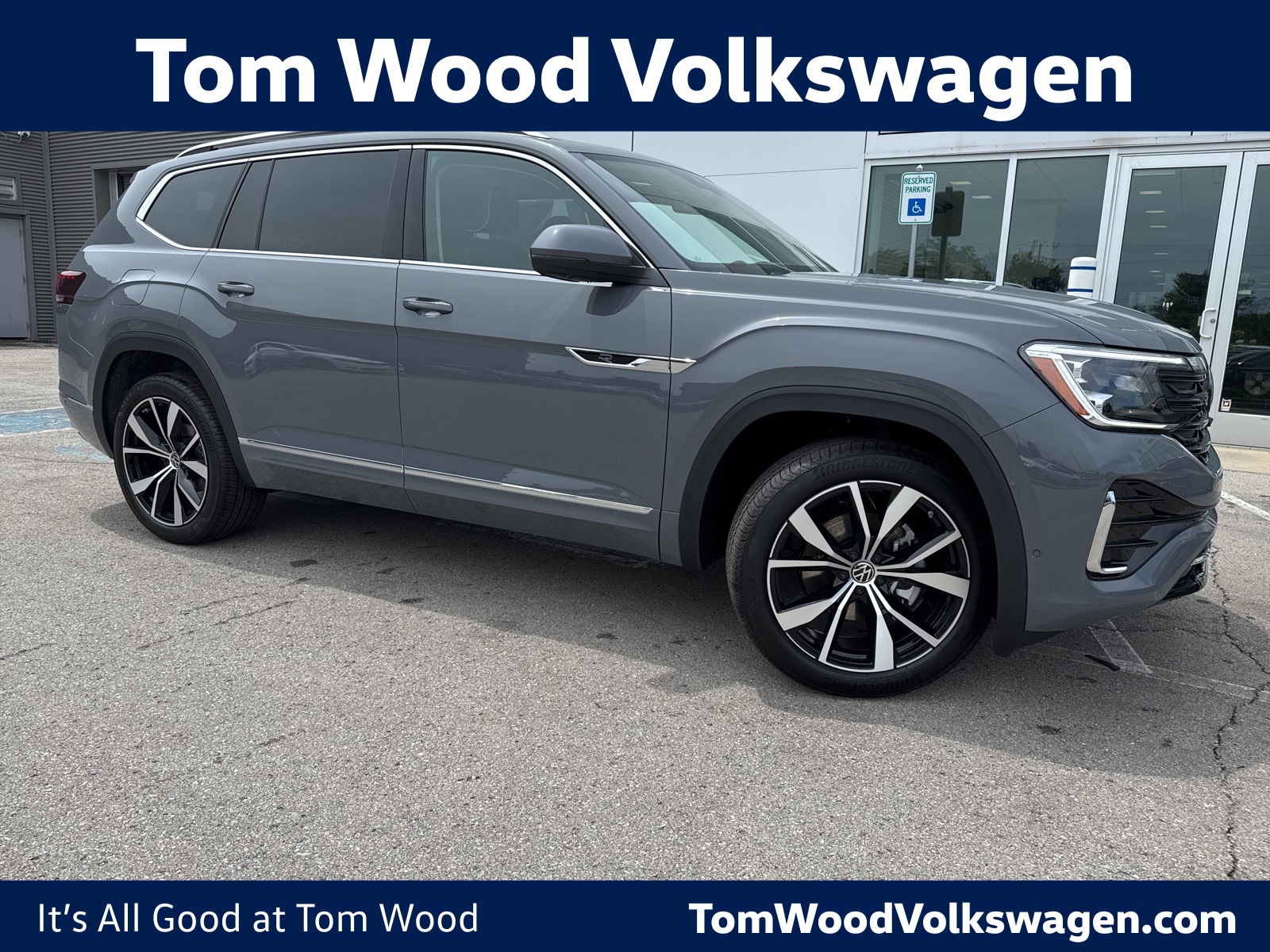 new 2025 Volkswagen Atlas car, priced at $51,105
