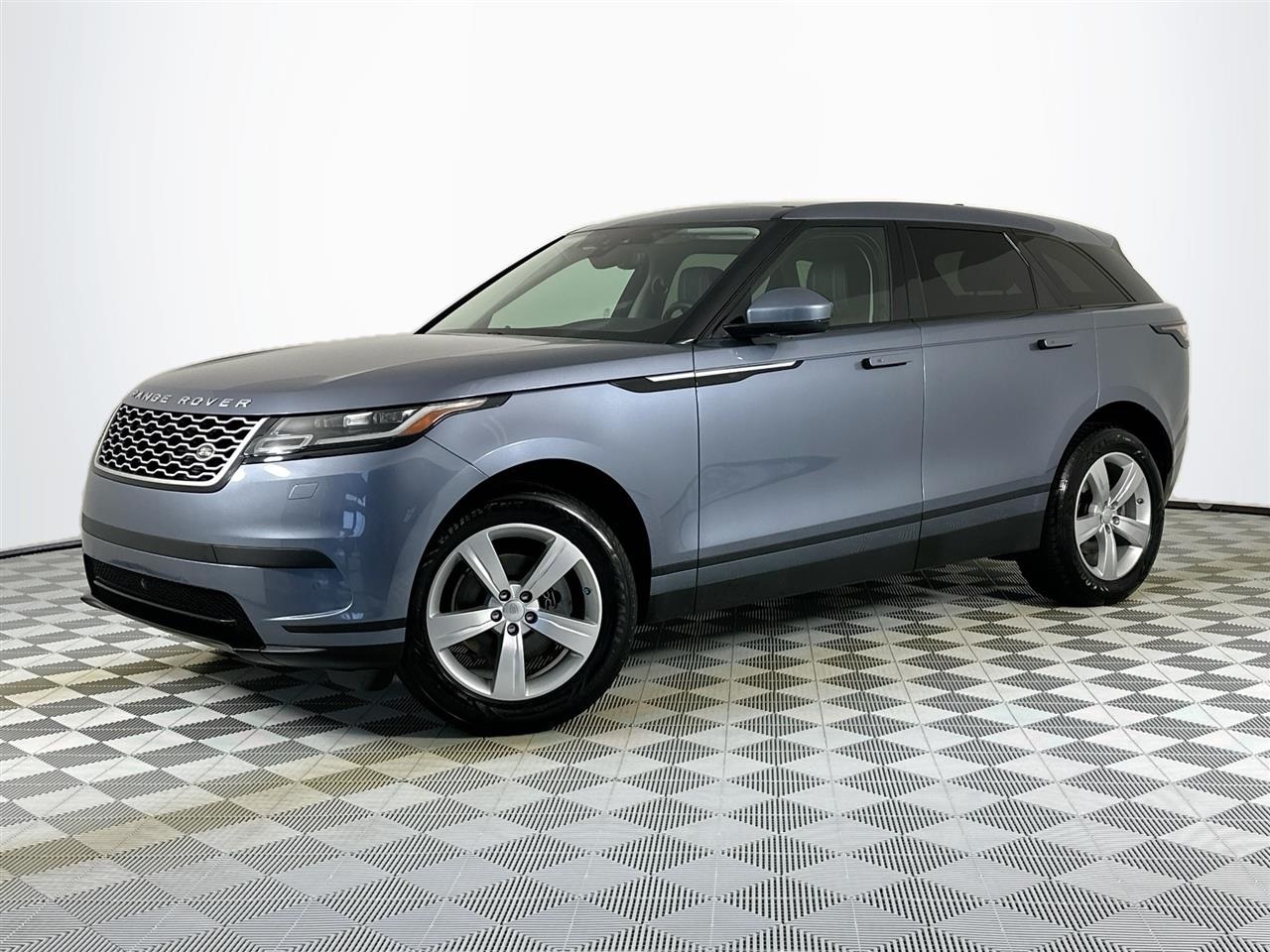 used 2020 Land Rover Range Rover Velar car, priced at $28,998