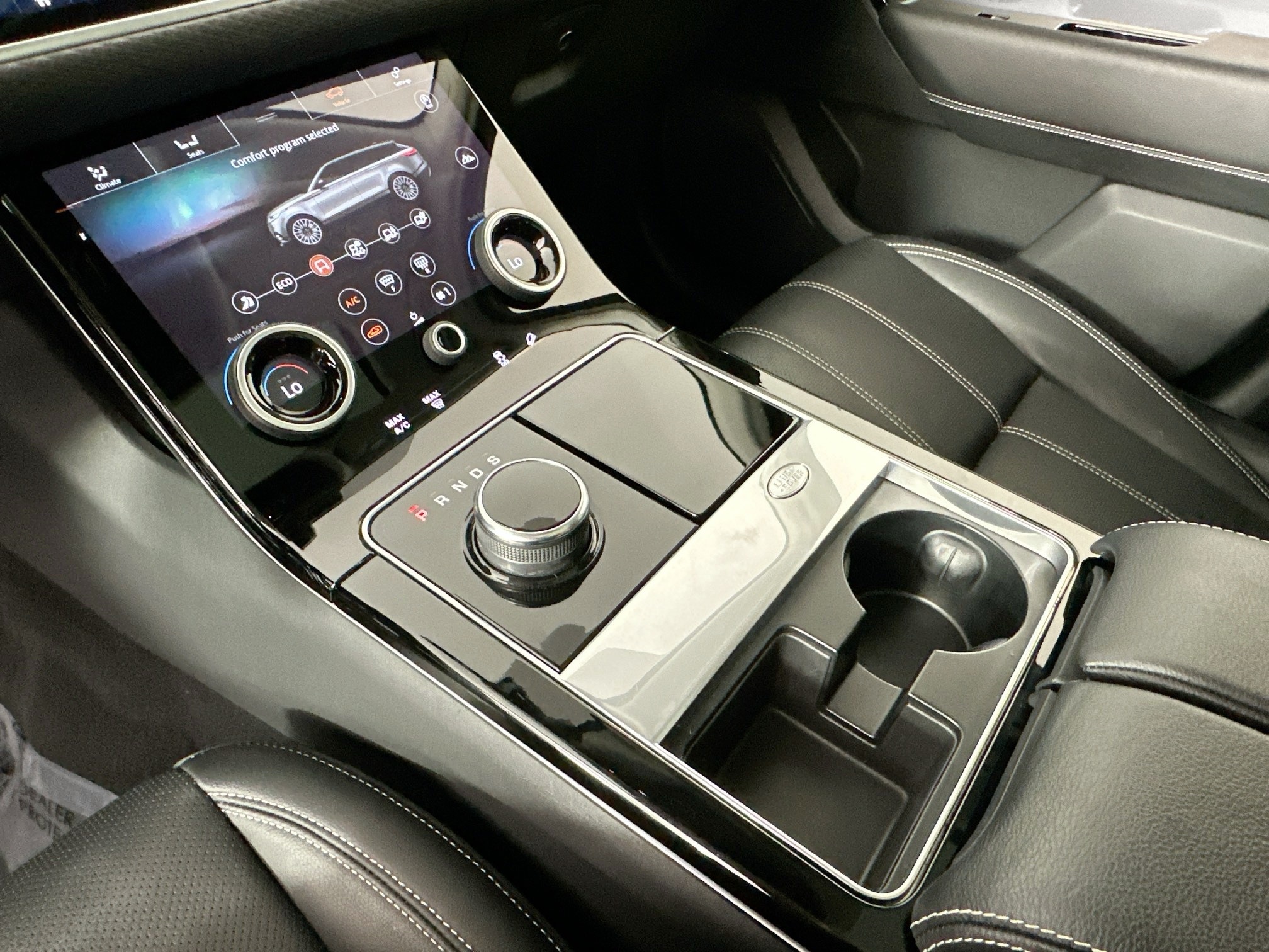 used 2020 Land Rover Range Rover Velar car, priced at $28,998