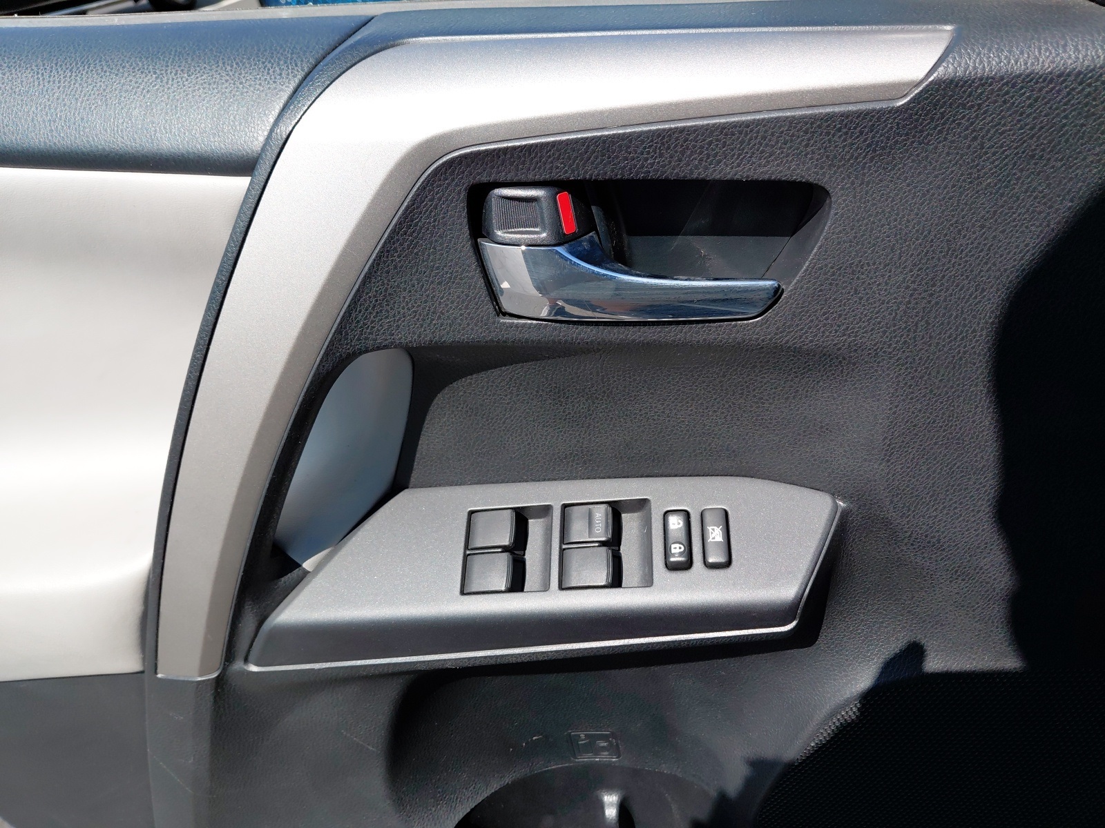 used 2016 Toyota RAV4 car, priced at $13,642