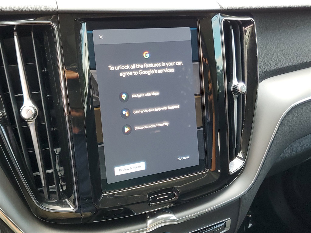 used 2025 Volvo XC60 car, priced at $36,995