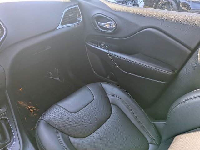 used 2019 Jeep Cherokee car, priced at $18,533