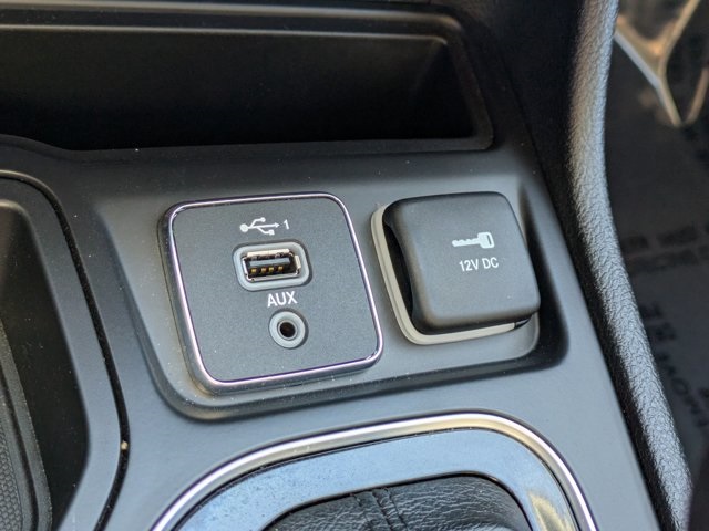 used 2019 Jeep Cherokee car, priced at $18,533