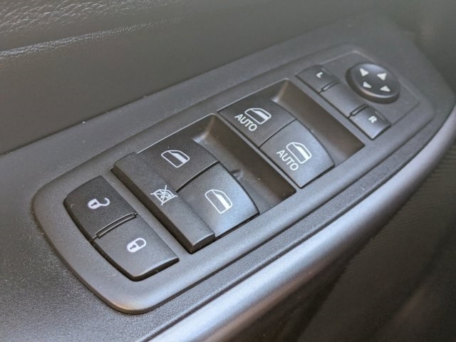 used 2019 Jeep Cherokee car, priced at $18,533