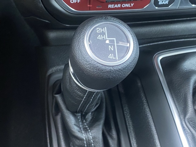 new 2025 Jeep Wrangler car, priced at $46,977