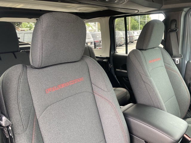 new 2025 Jeep Wrangler car, priced at $46,977
