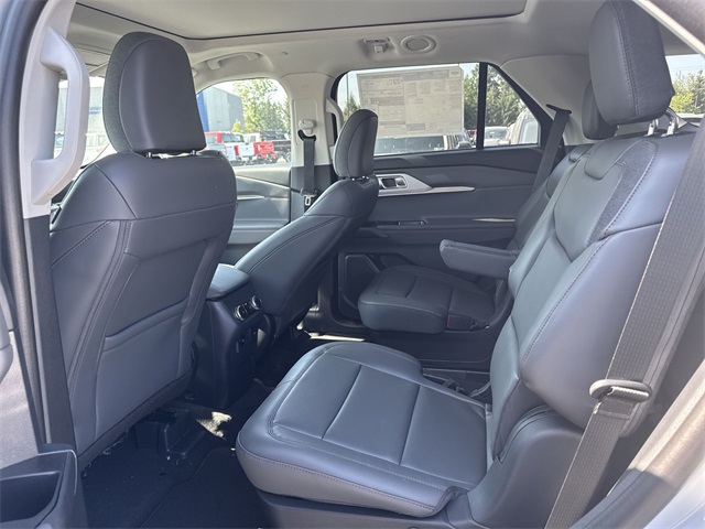 new 2025 Ford Explorer car, priced at $49,255