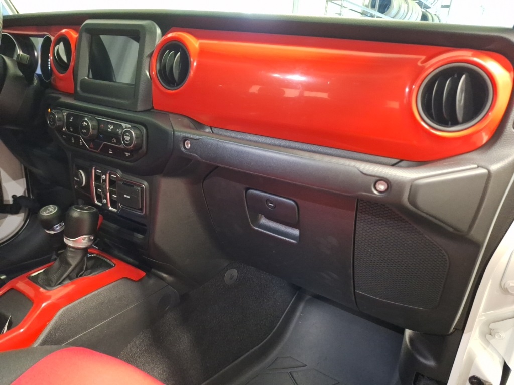 used 2023 Jeep Gladiator car, priced at $33,794