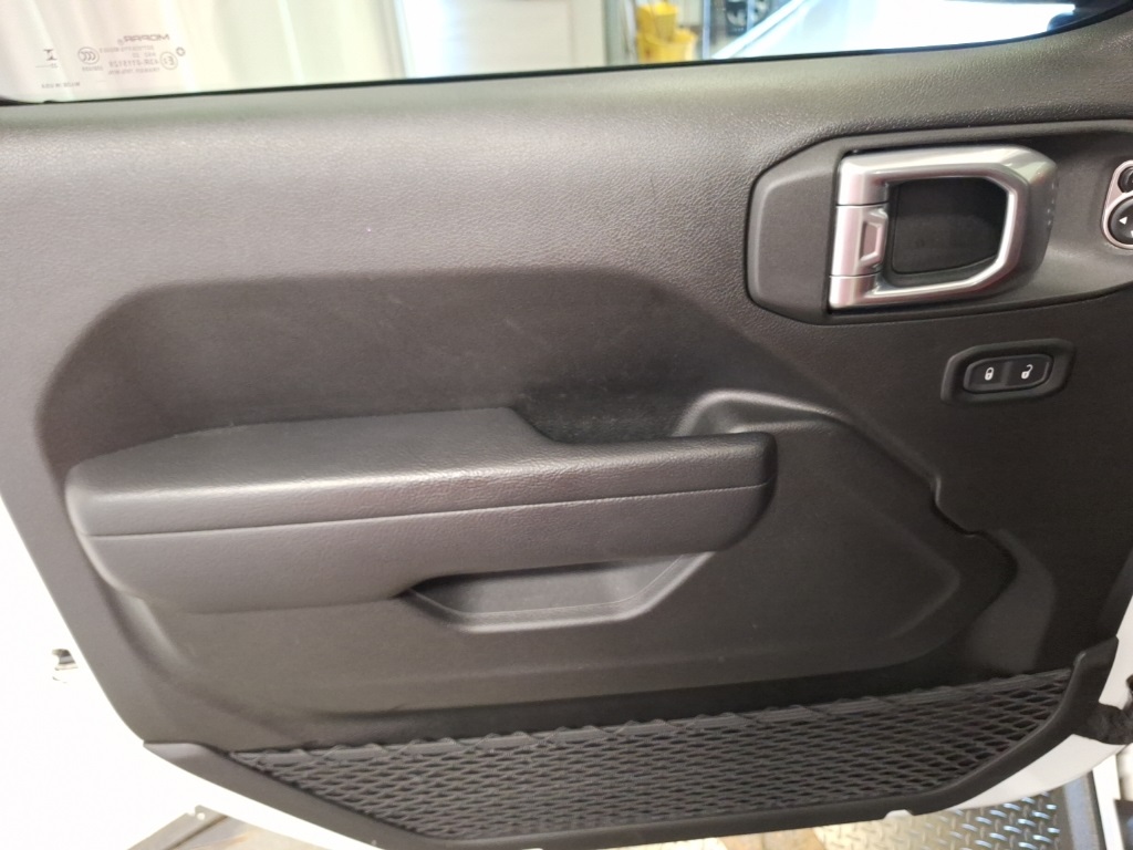 used 2023 Jeep Gladiator car, priced at $33,794
