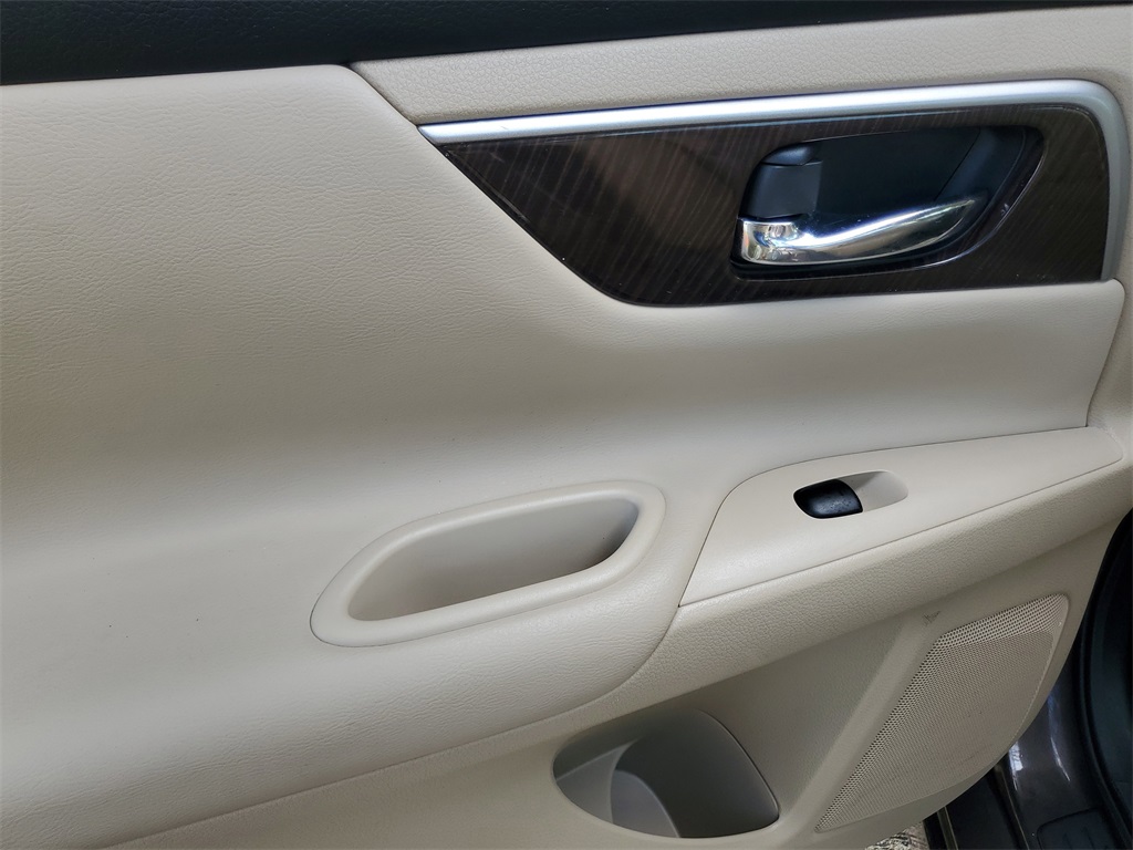 used 2015 Nissan Altima car, priced at $8,489
