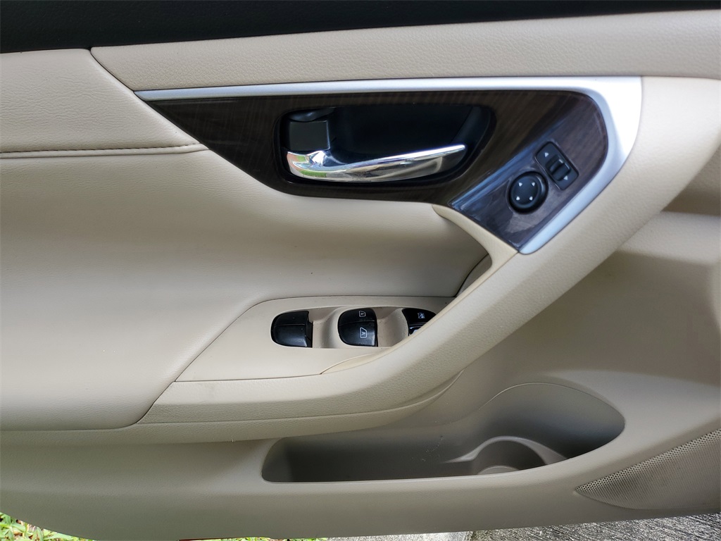 used 2015 Nissan Altima car, priced at $8,489