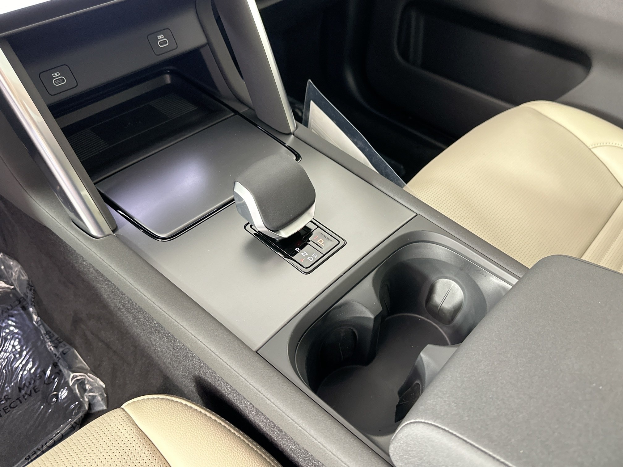 new 2025 Land Rover Discovery Sport car, priced at $39,995