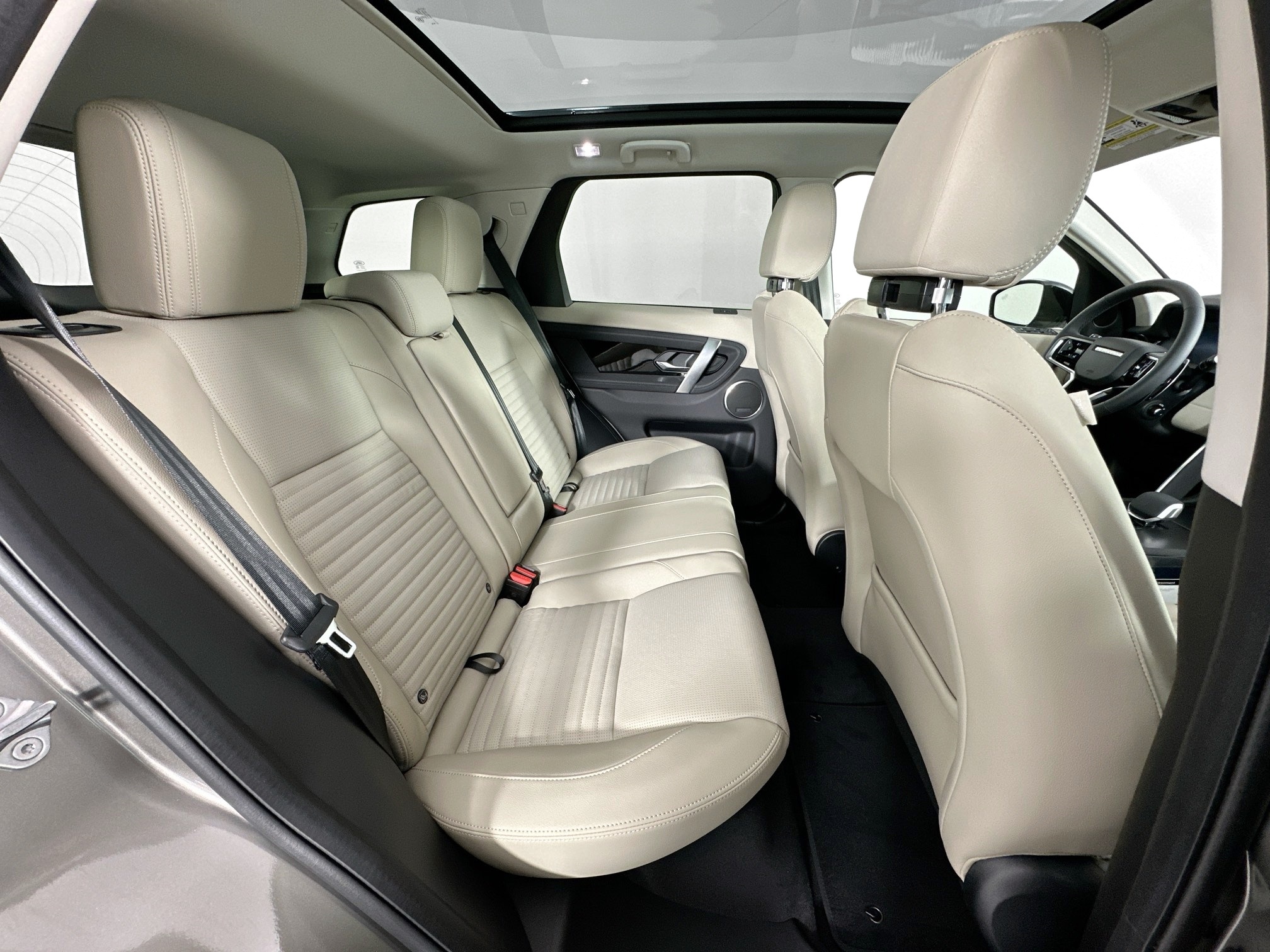 new 2025 Land Rover Discovery Sport car, priced at $39,995