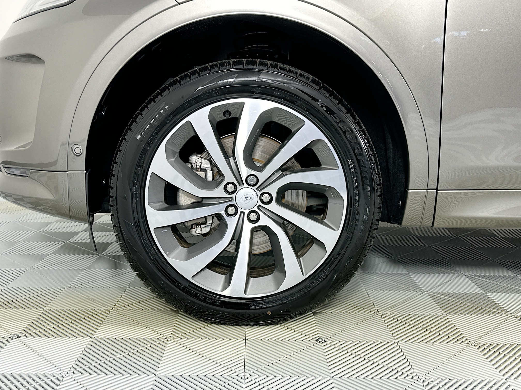 new 2025 Land Rover Discovery Sport car, priced at $39,995