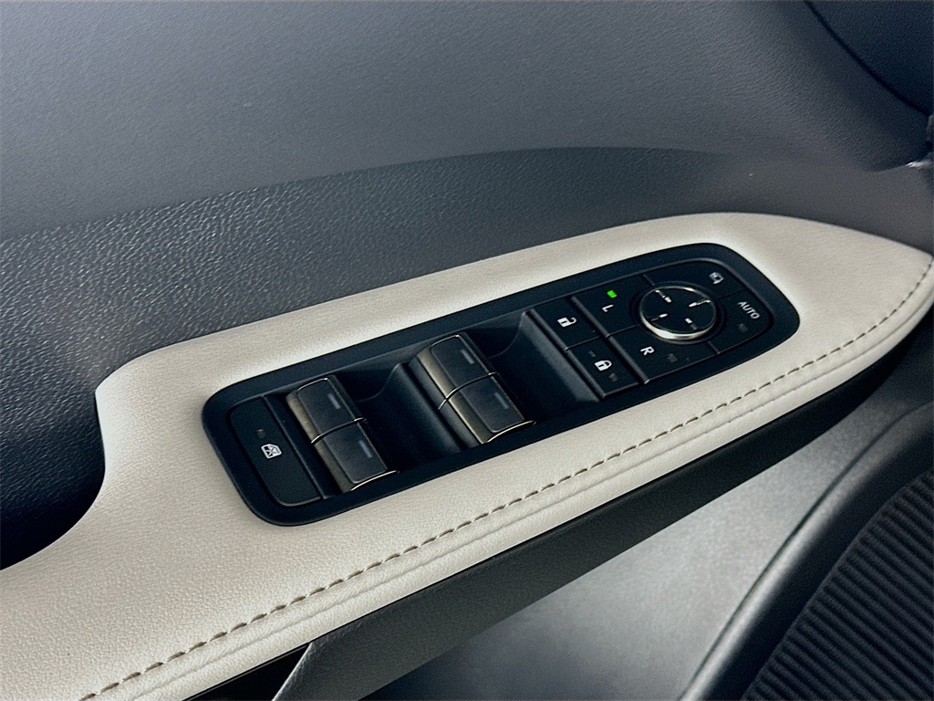 used 2025 Lexus RX car, priced at $57,890