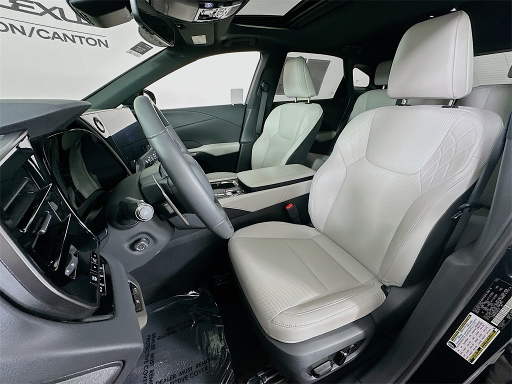 used 2025 Lexus RX car, priced at $57,890