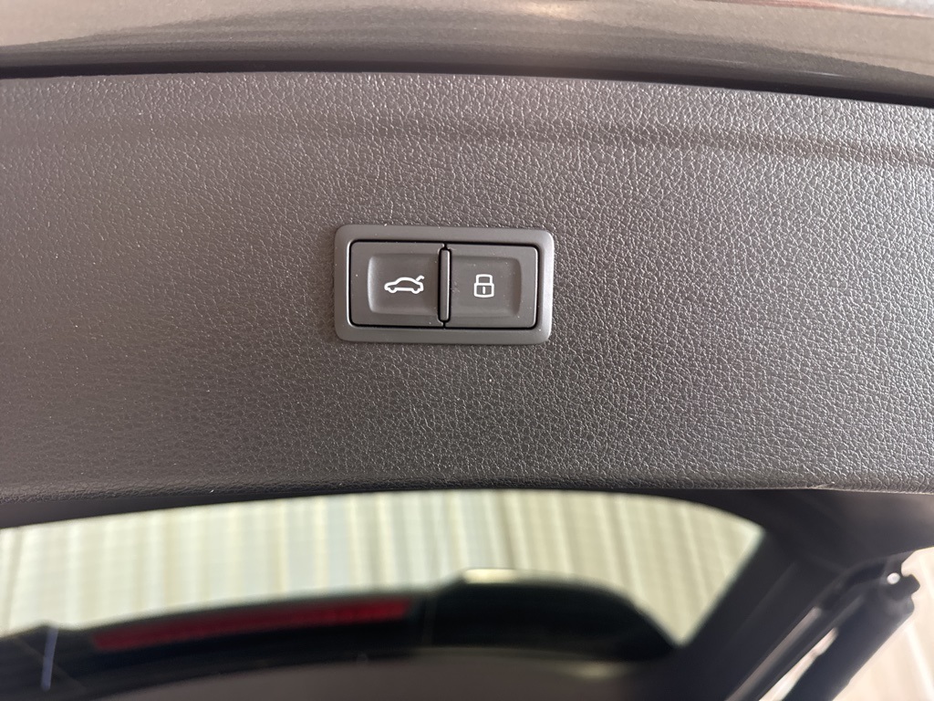 used 2022 Audi Q5 car, priced at $32,950