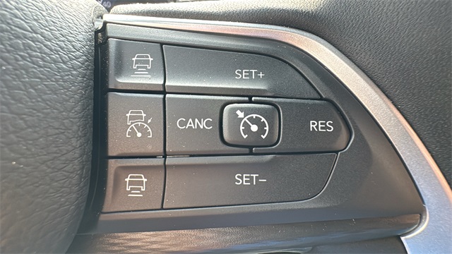 new 2025 Jeep Grand Cherokee car, priced at $42,179