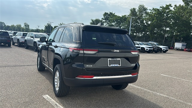 new 2025 Jeep Grand Cherokee car, priced at $42,179