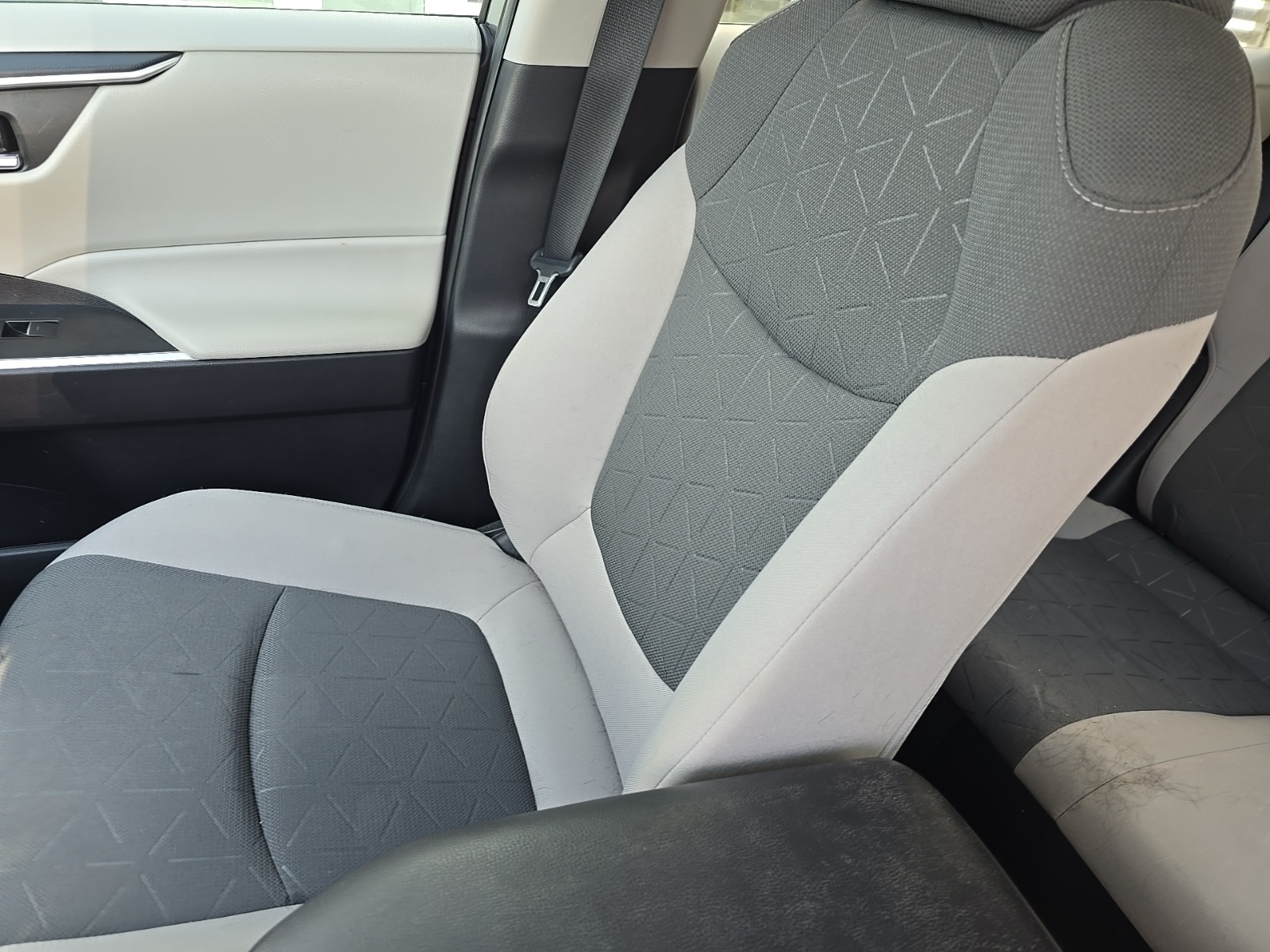 used 2022 Toyota RAV4 Hybrid car, priced at $31,637