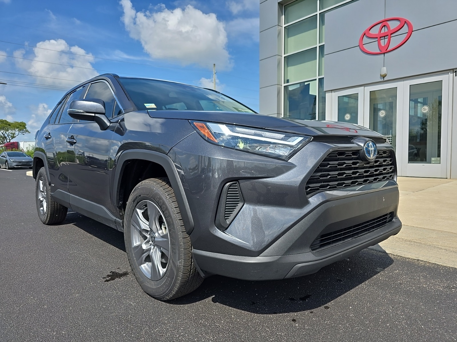 used 2022 Toyota RAV4 Hybrid car, priced at $31,637