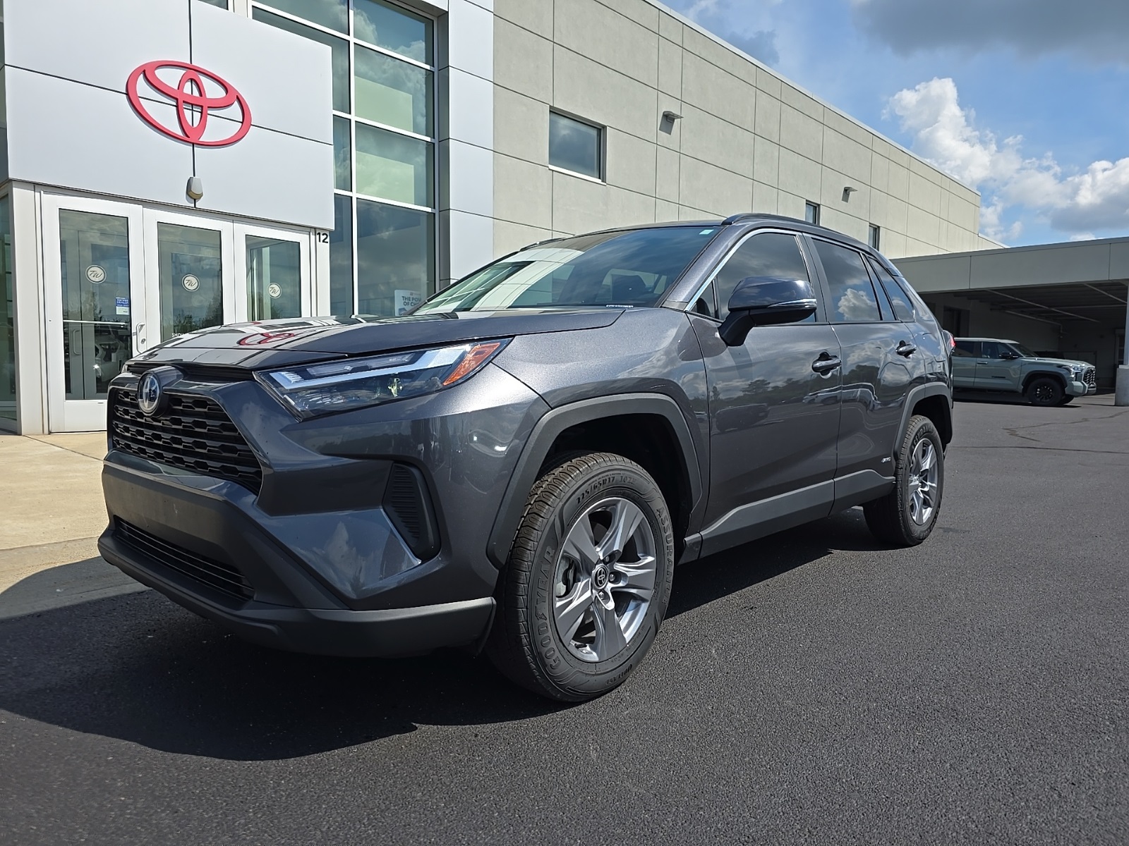 used 2022 Toyota RAV4 Hybrid car, priced at $31,637