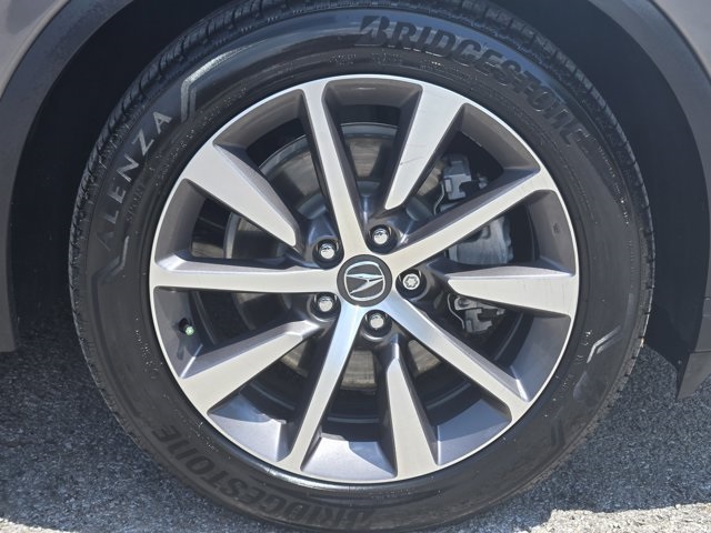 used 2025 Acura MDX car, priced at $50,800