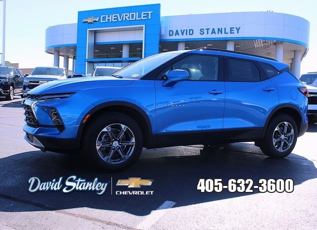 new 2025 Chevrolet Blazer car, priced at $38,320