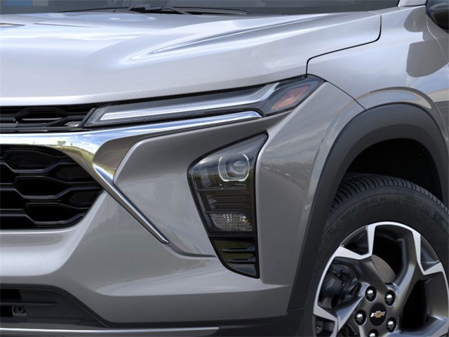 new 2025 Chevrolet Trax car, priced at $20,534