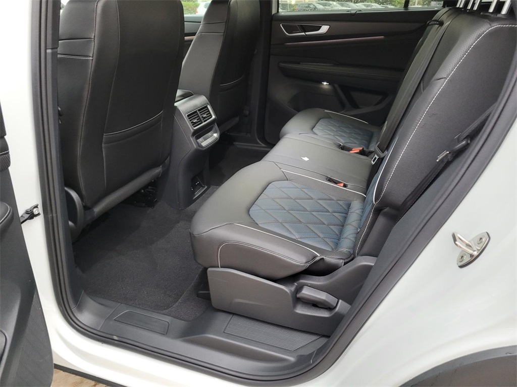 new 2025 Volkswagen Atlas Cross Sport car, priced at $48,372