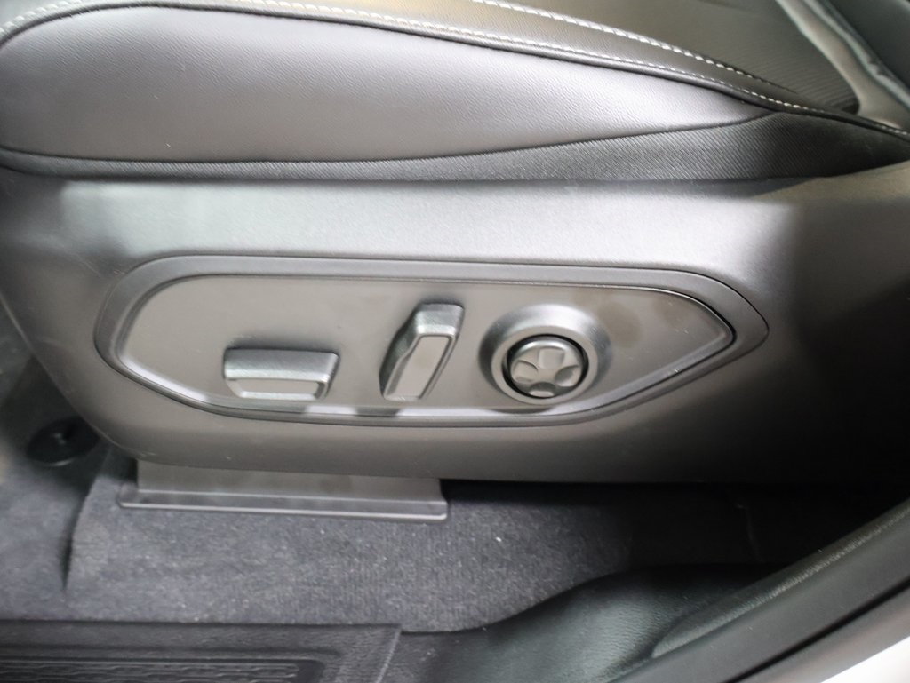 new 2025 Jeep Grand Cherokee car, priced at $52,282
