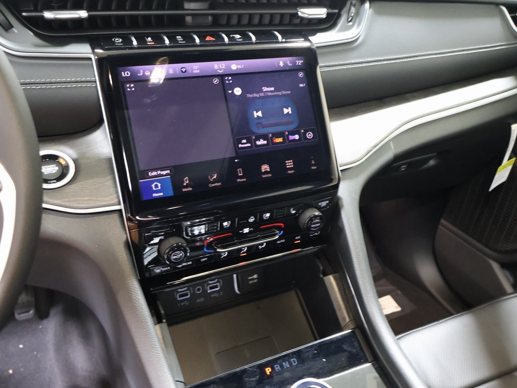 new 2025 Jeep Grand Cherokee car, priced at $52,282