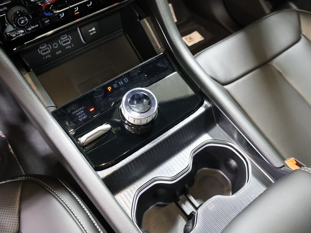 new 2025 Jeep Grand Cherokee car, priced at $52,282