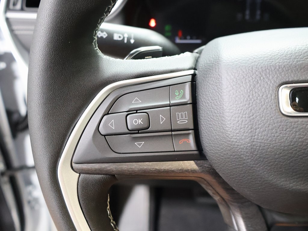 new 2025 Jeep Grand Cherokee car, priced at $52,282