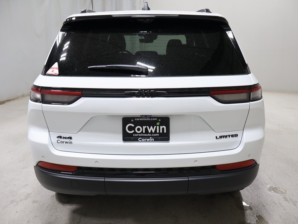 new 2025 Jeep Grand Cherokee car, priced at $52,282