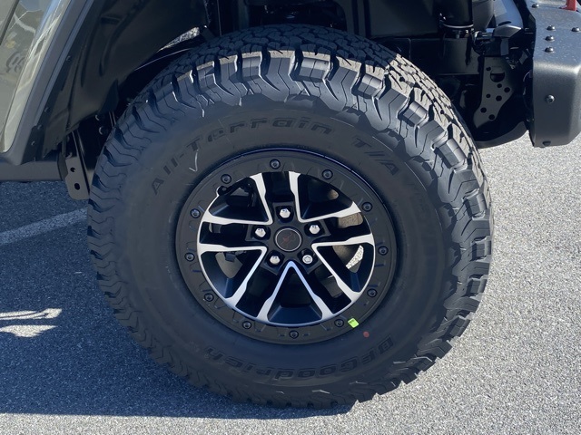 new 2026 Jeep Wrangler car, priced at $61,697