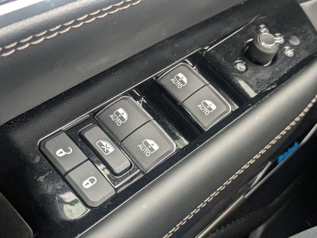 new 2025 Jeep Grand Wagoneer car, priced at $77,640