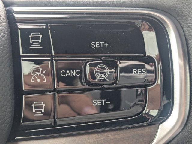 new 2025 Jeep Grand Wagoneer car, priced at $77,640