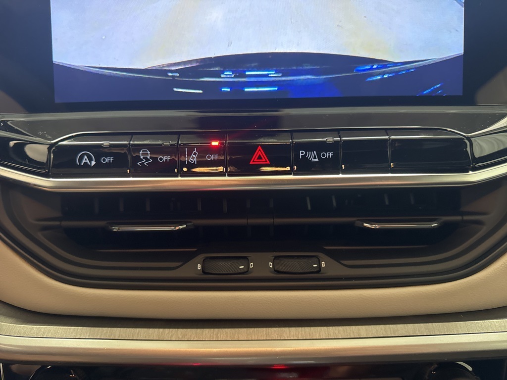 new 2025 Jeep Compass car, priced at $33,376
