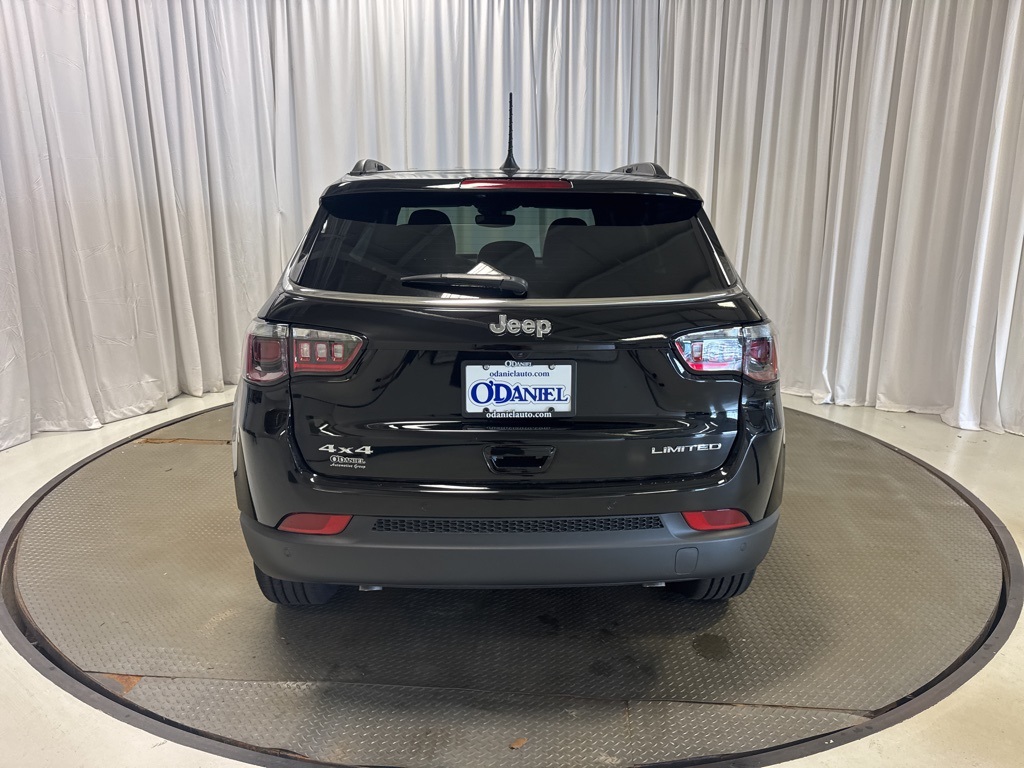 new 2025 Jeep Compass car, priced at $33,376